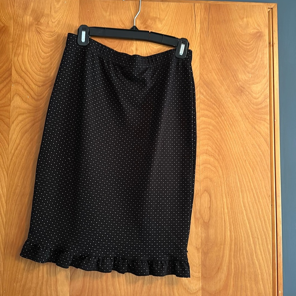 Max Studio Women’s At Knee Skirt, Flounce Hem, Size Medium
